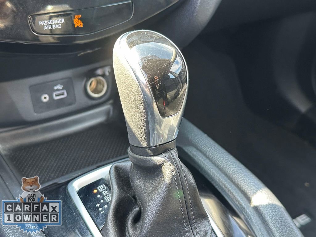 Used 2018 Nissan Rogue S image 30