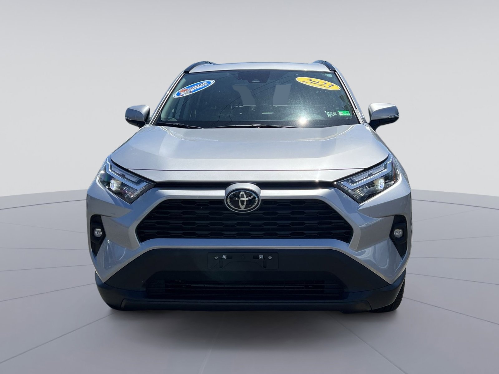 Used 2023 Toyota RAV4 XLE Premium AWD/4WD image 12