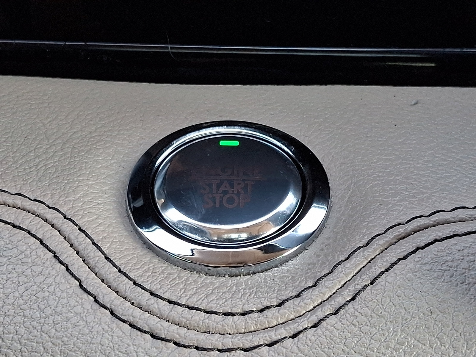 Used 2022 Lincoln Navigator Reserve w/ Monochromatic Package AWD/4WD image 25