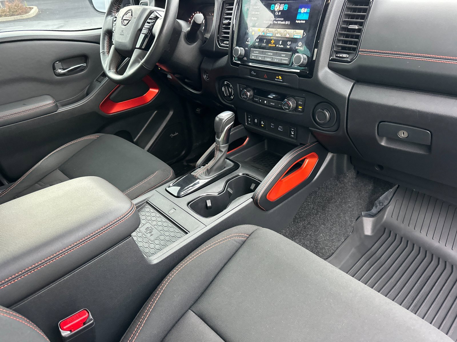 Used 2023 Nissan Frontier PRO-4X w/ Pro Convenience Package image 15