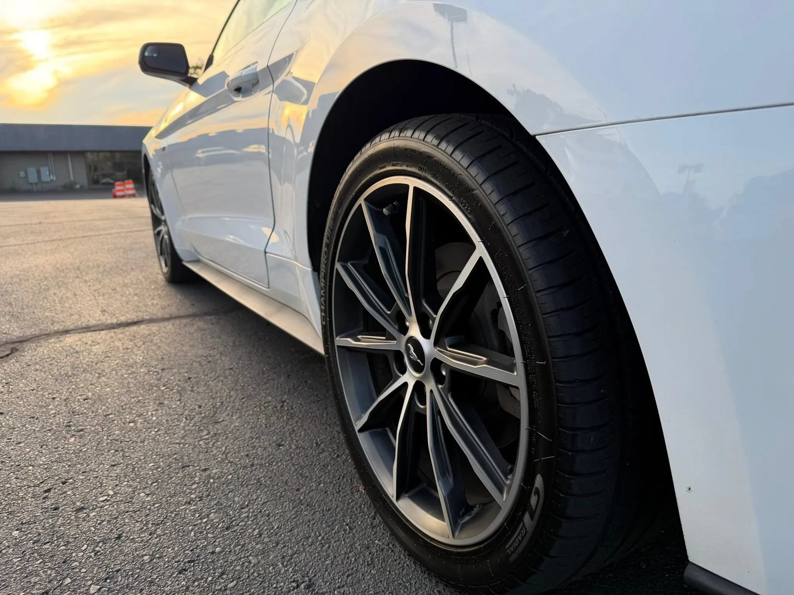 Used 2018 Ford Mustang Coupe w/ Equipment Group 101A RWD image 7