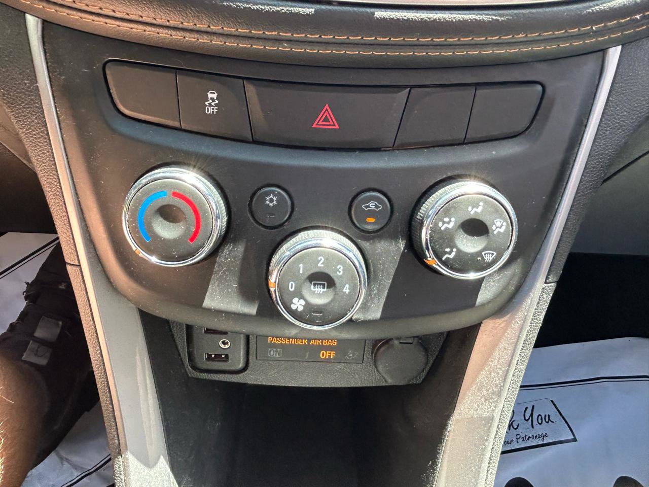 Used 2020 Chevrolet Trax LS AWD/4WD image 23