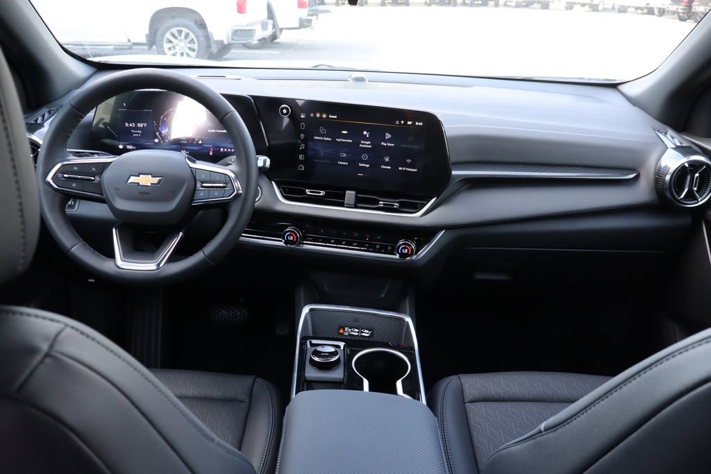 New 2026 Chevrolet Equinox LT w/ Convenience Package II FWD image 18