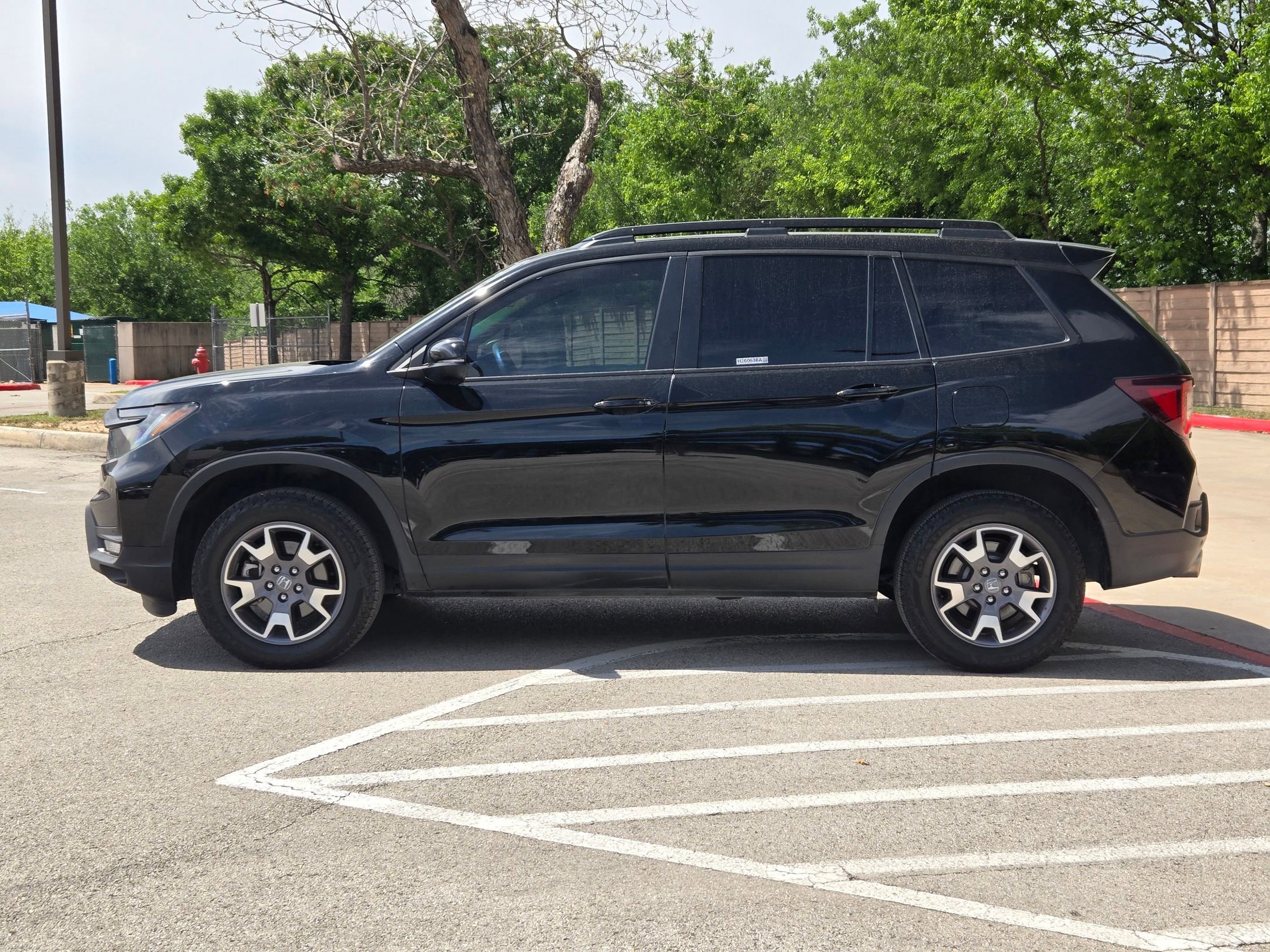 Certified 2023 Honda Passport TrailSport image 6