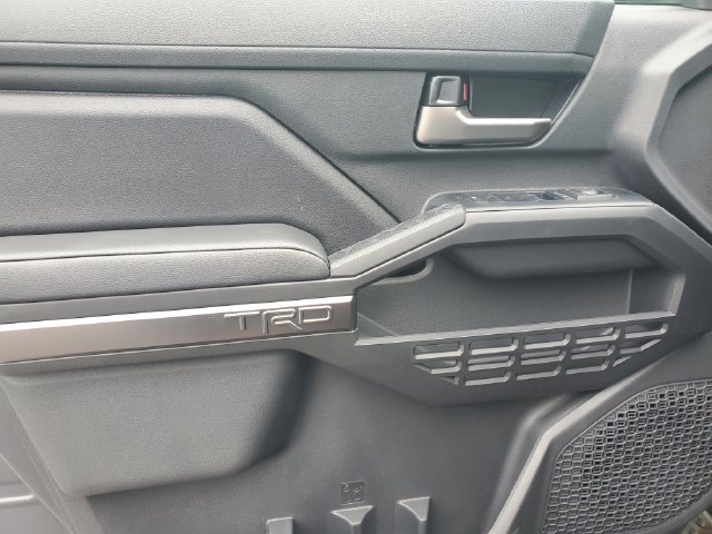 New 2026 Toyota Tacoma TRD Off-Road AWD/4WD image 15