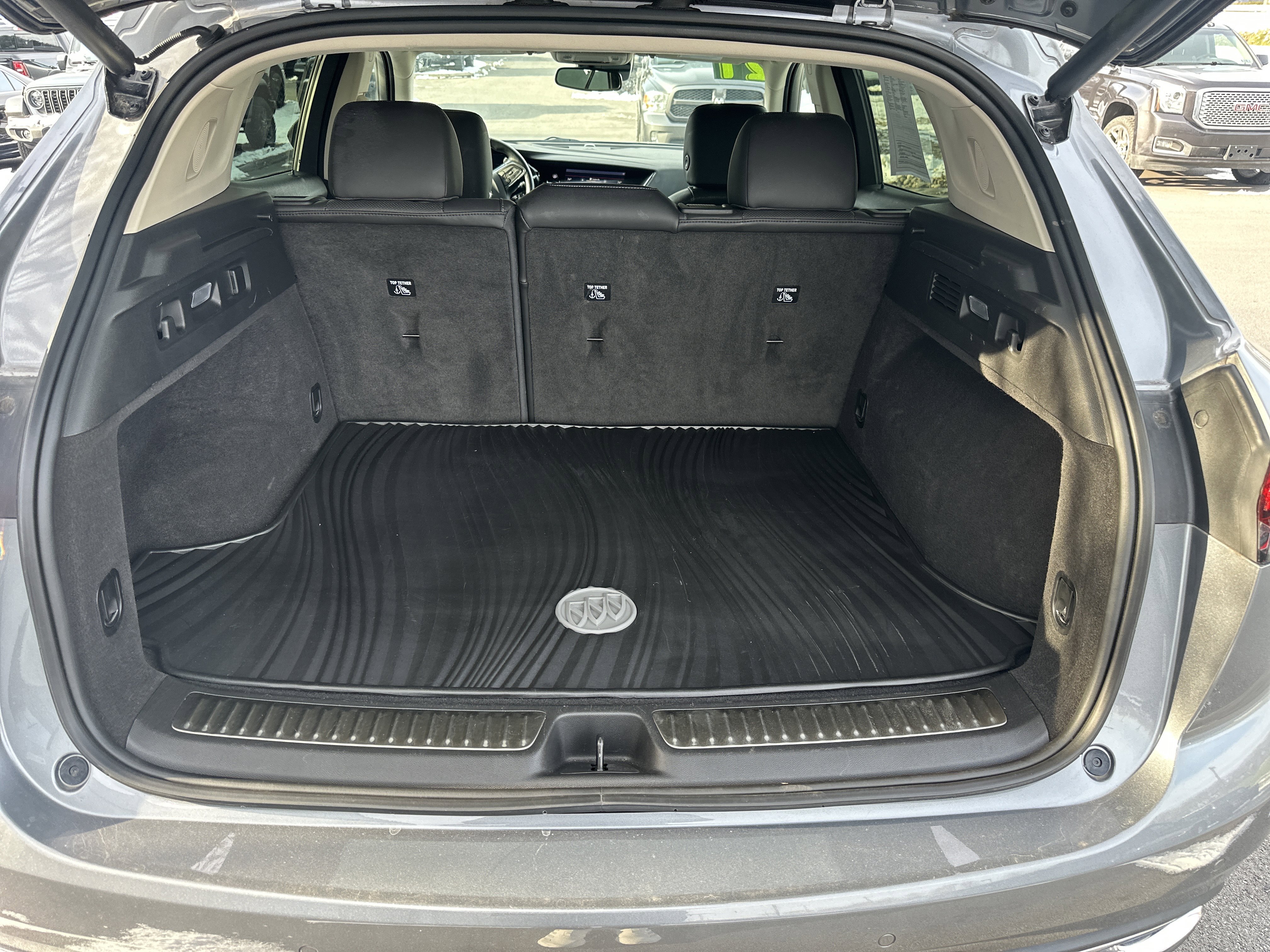 Used 2021 Buick Envision Essence image 5