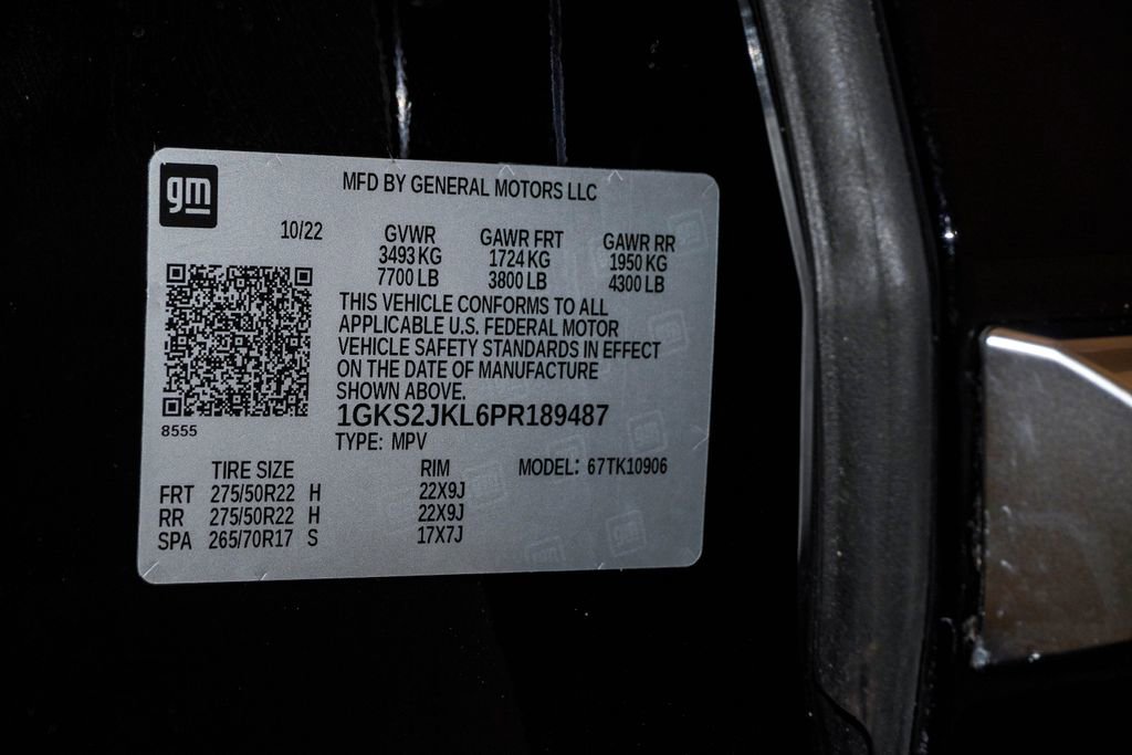 Used 2023 GMC Yukon XL Denali image 32