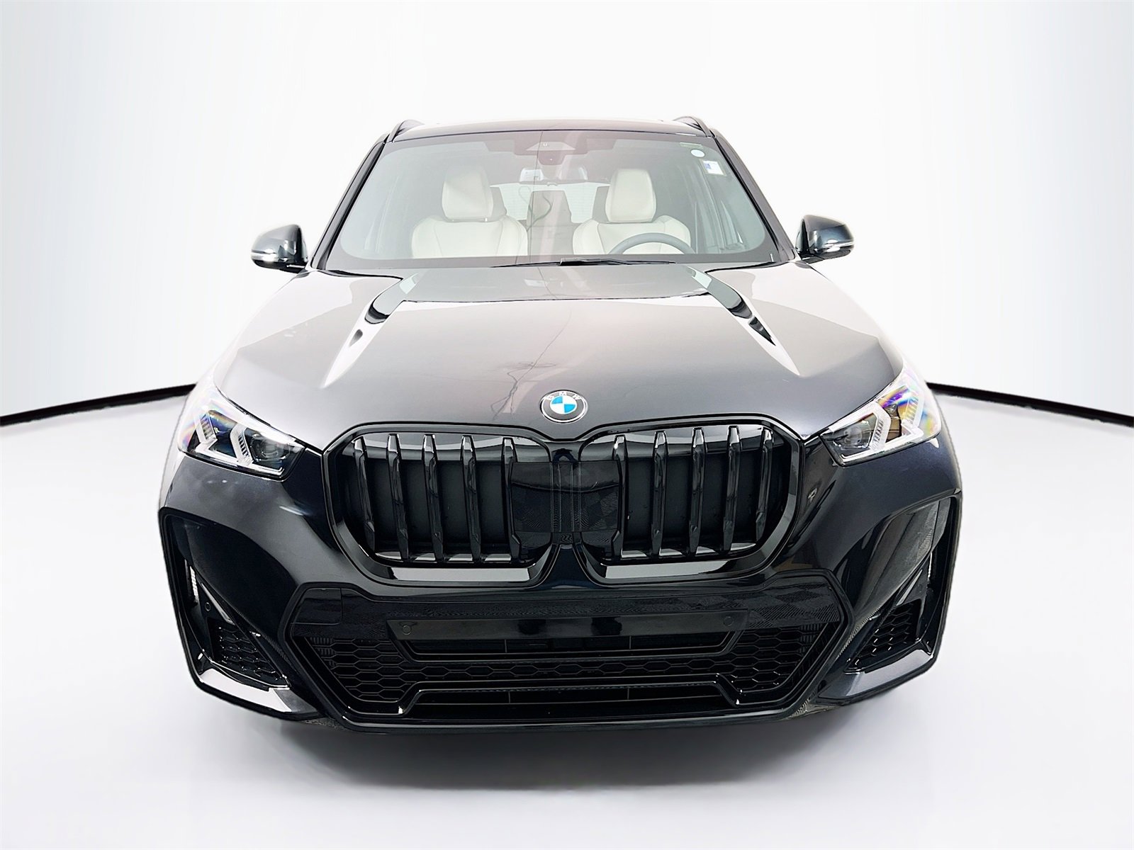 New 2025 BMW X1 xDrive28i w/ M Sport Package image 2
