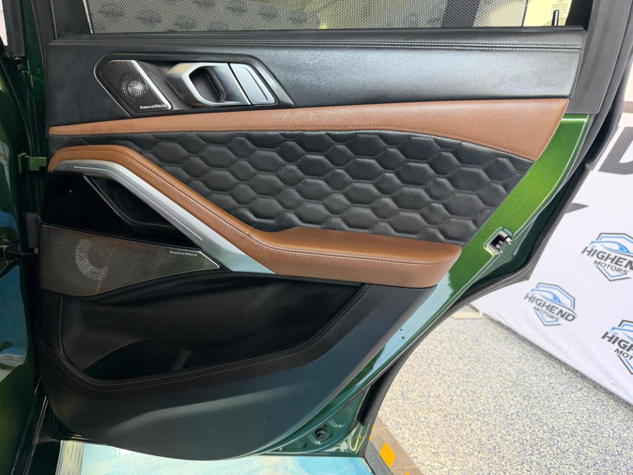 Used 2021 BMW X6 M w/ Competition Package image 28