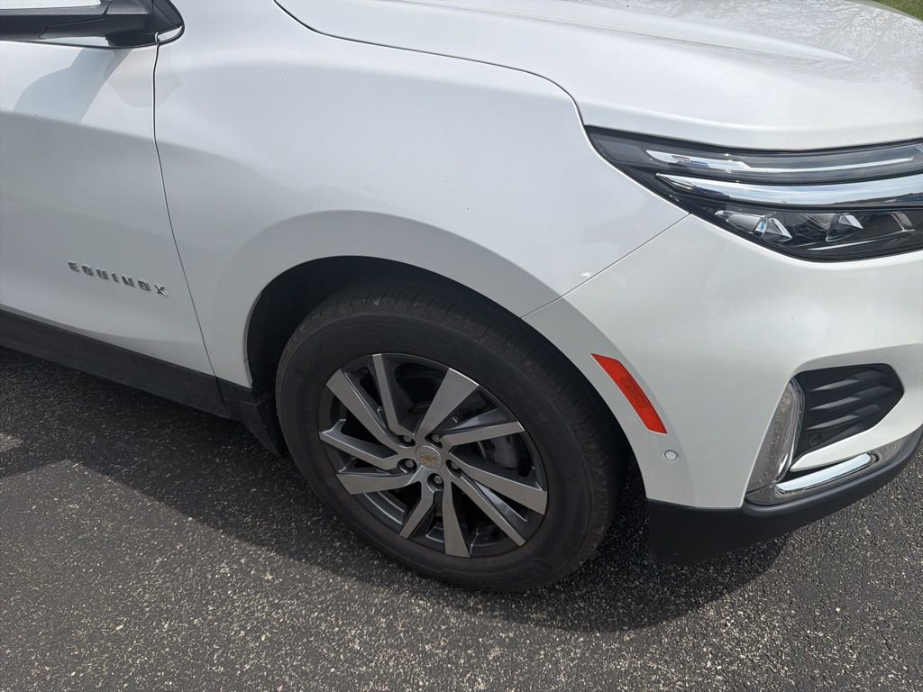 Used 2024 Chevrolet Equinox Premier image 2