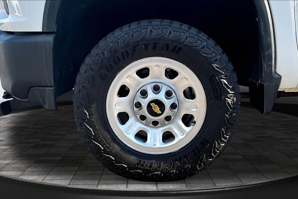 Used 2020 Chevrolet Silverado 2500 W/T w/ WT Convenience Package AWD/4WD image 38