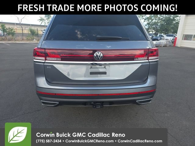 Used 2024 Volkswagen Atlas SE FWD image 4