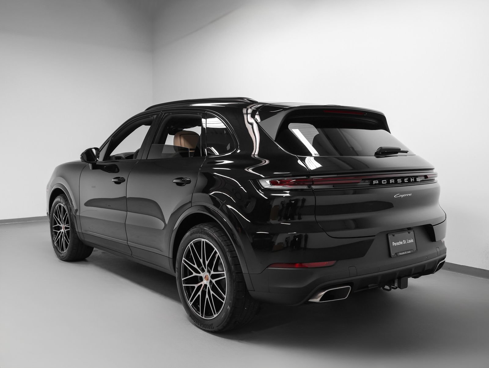 New 2026 Porsche Cayenne AWD/4WD image 3