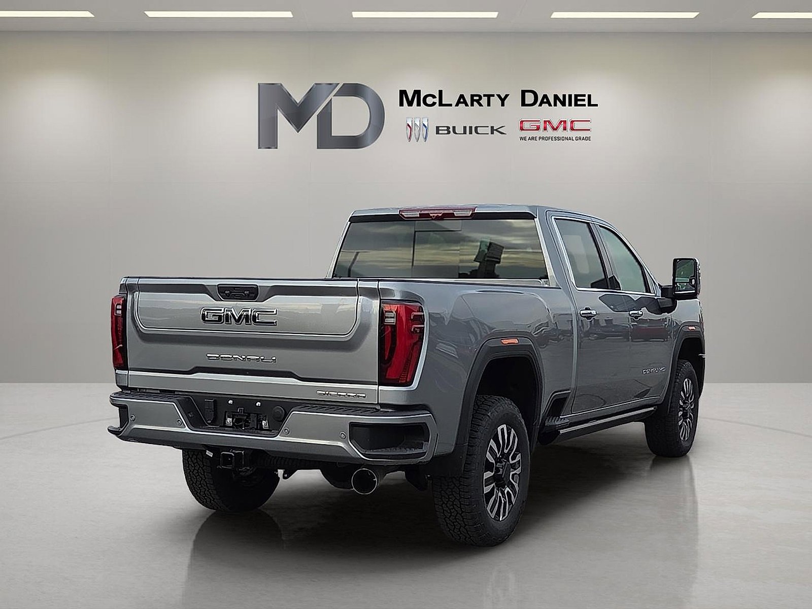 New 2026 GMC Sierra 3500 Denali Ultimate image 5