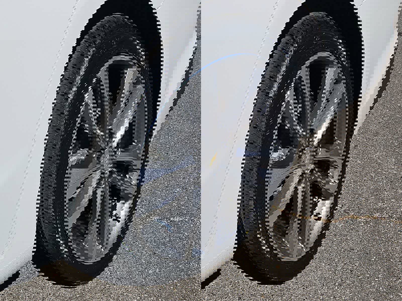 Used 2022 Chevrolet Malibu LT image 14