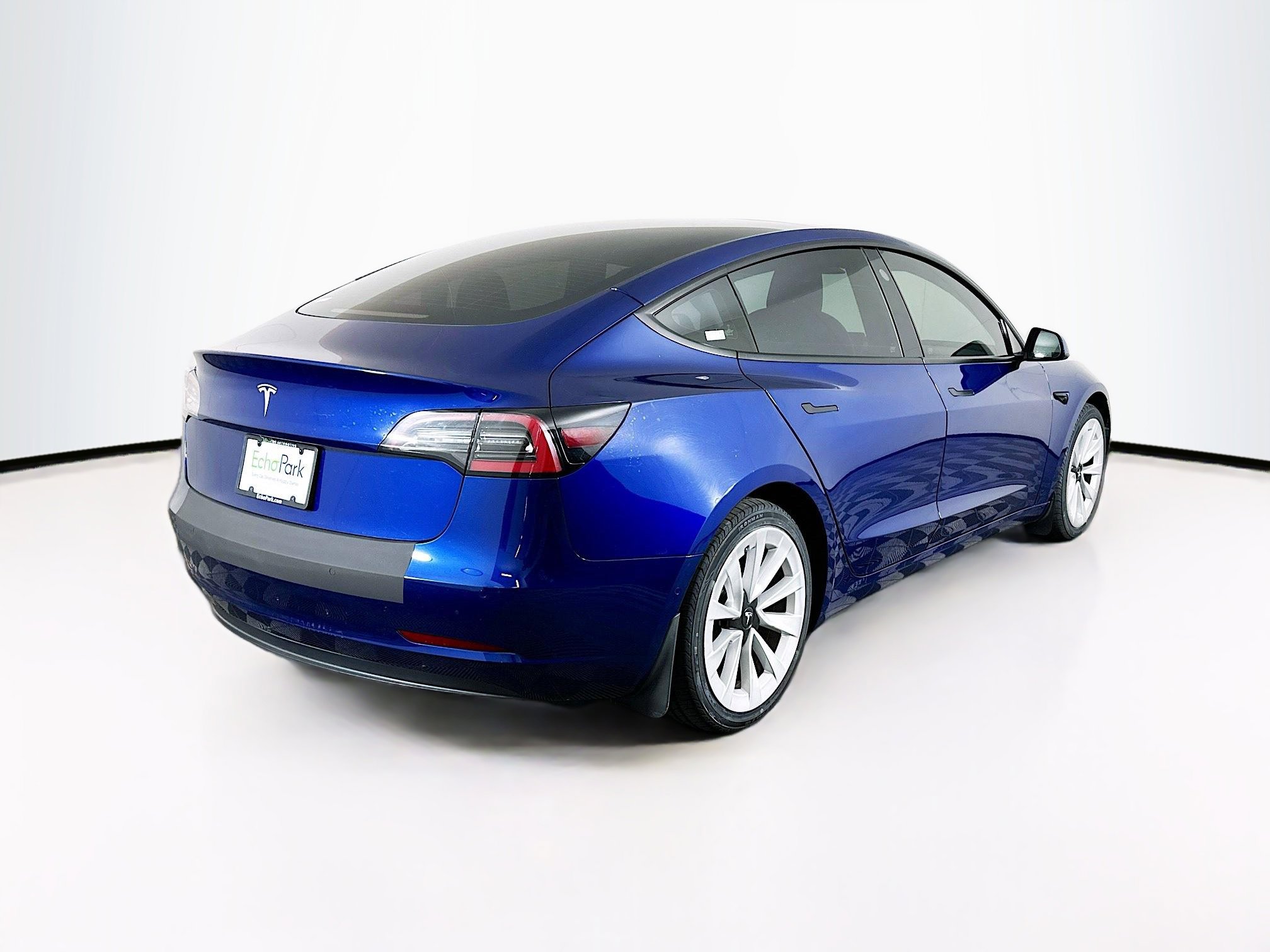Used 2021 Tesla Model 3 Standard Range Plus RWD image 9