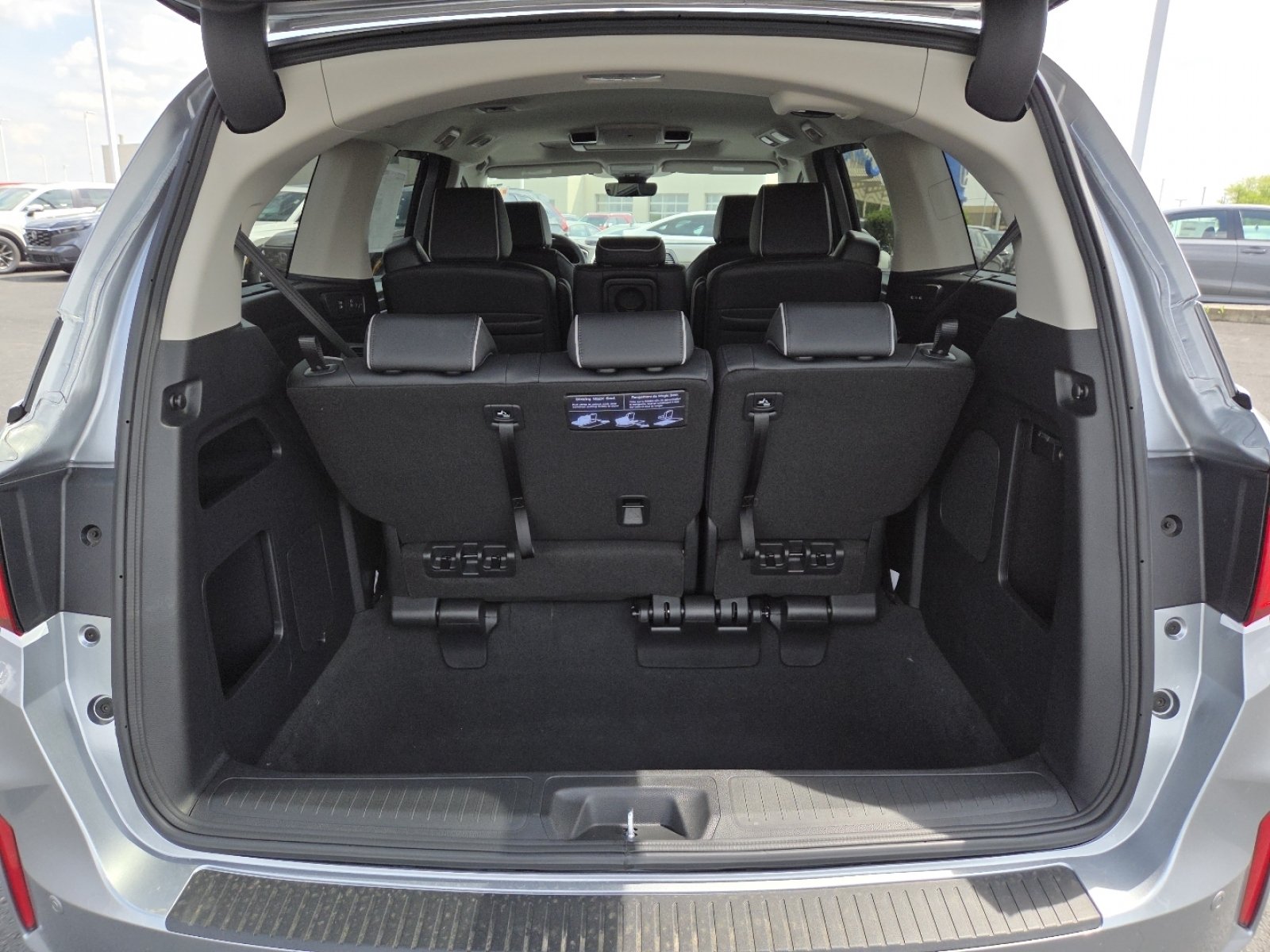 New 2026 Honda Odyssey Touring image 21