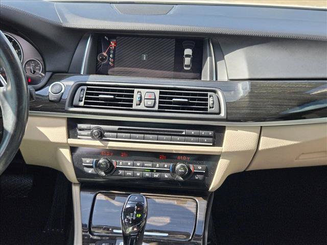 Used 2016 BMW 550i Sedan RWD image 14