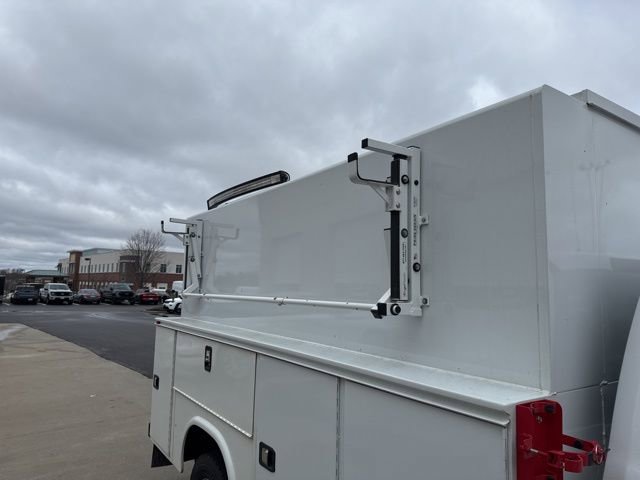 Used 2019 Ford F550 4x4 Regular Cab Super Duty image 28