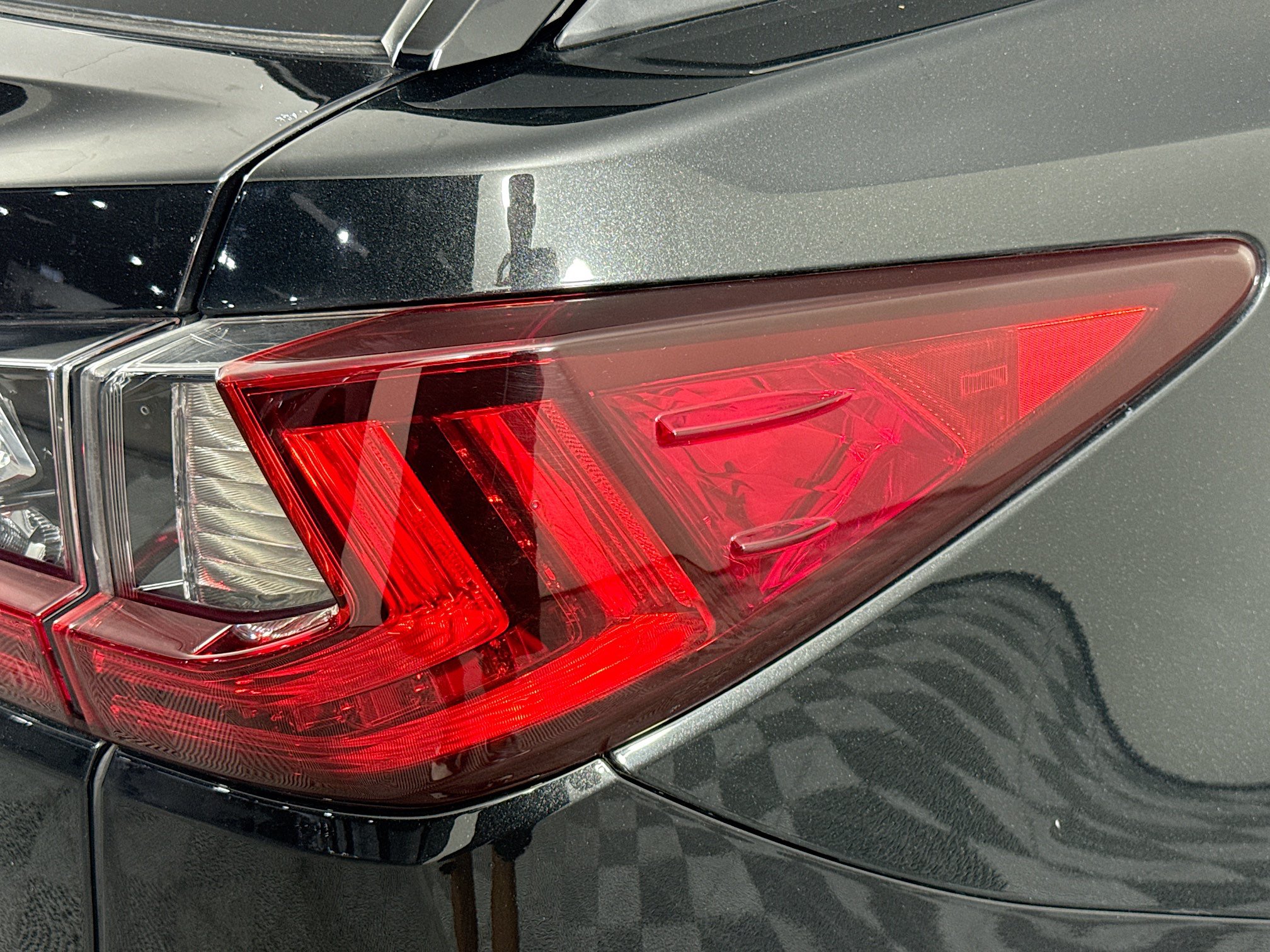 Used 2020 Lexus RX 350L Premium w/ Premium Package AWD/4WD image 32
