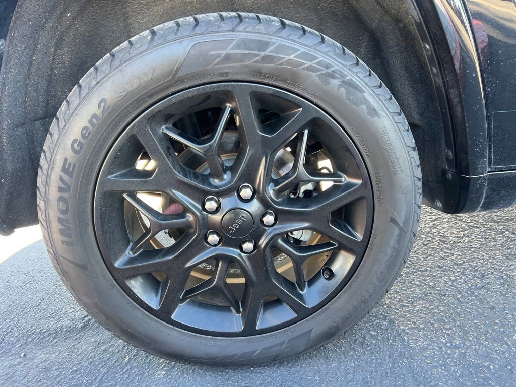 Used 2019 Jeep Grand Cherokee Overland image 30