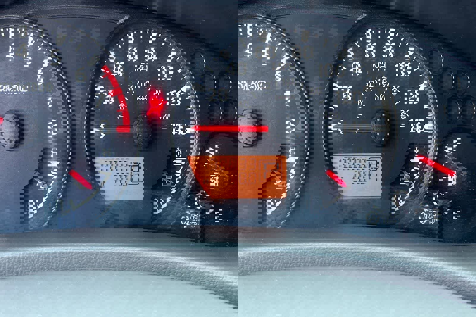 Used 2016 Nissan Frontier SV image 24