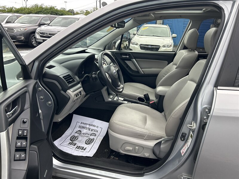 Used 2014 Subaru Forester 2.5i Touring AWD/4WD image 10