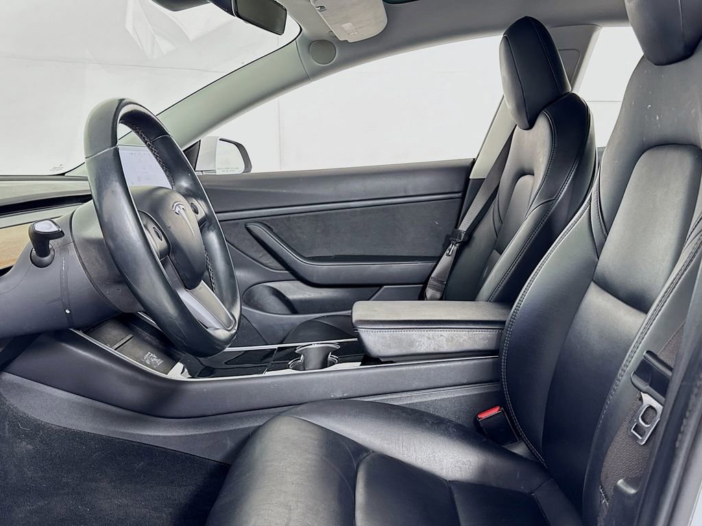 Used 2018 Tesla Model 3 Long Range image 9