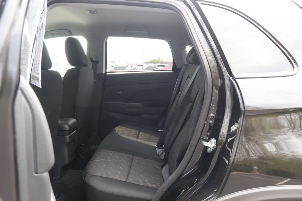 Used 2026 Mitsubishi Outlander Sport ES image 40