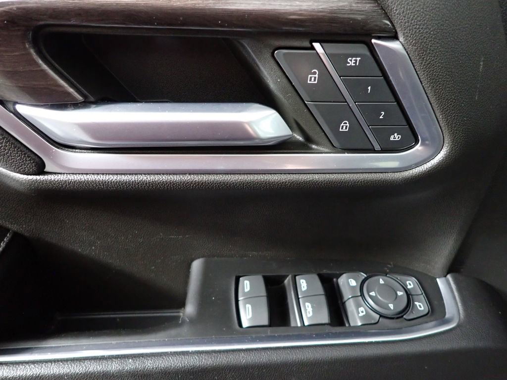 Used 2022 Chevrolet Silverado 1500 LTZ w/ LTZ Premium Package image 24