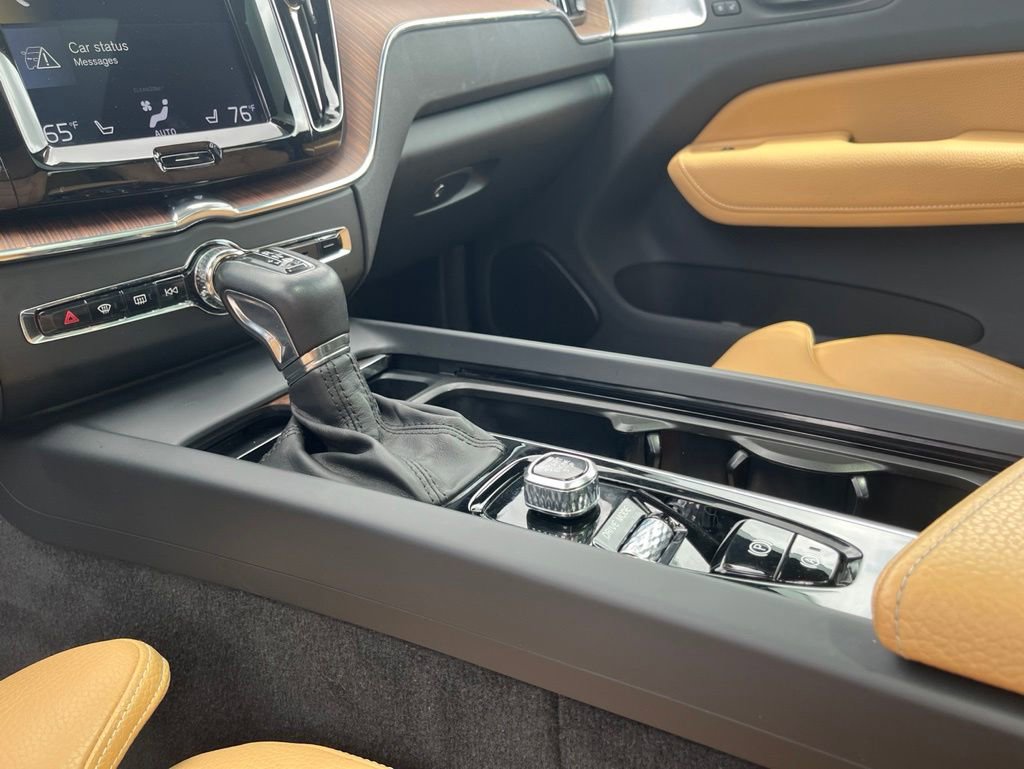Used 2019 Volvo XC60 T5 Inscription w/ Protection Package Premier AWD/4WD image 13