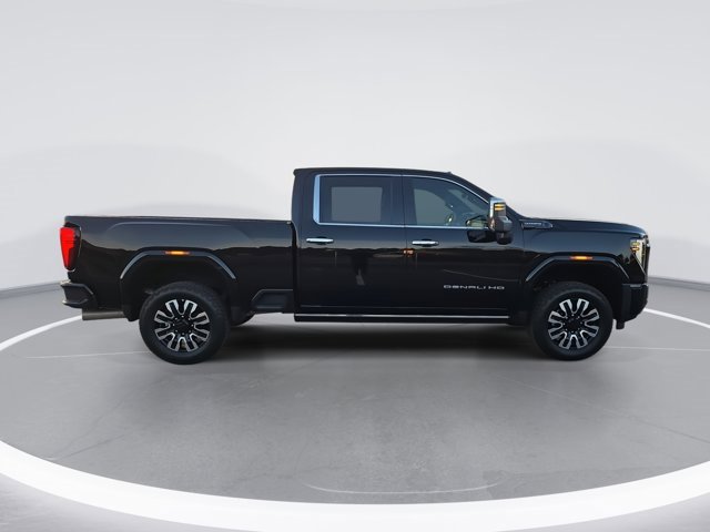Used 2025 GMC Sierra 2500 Denali Ultimate image 2