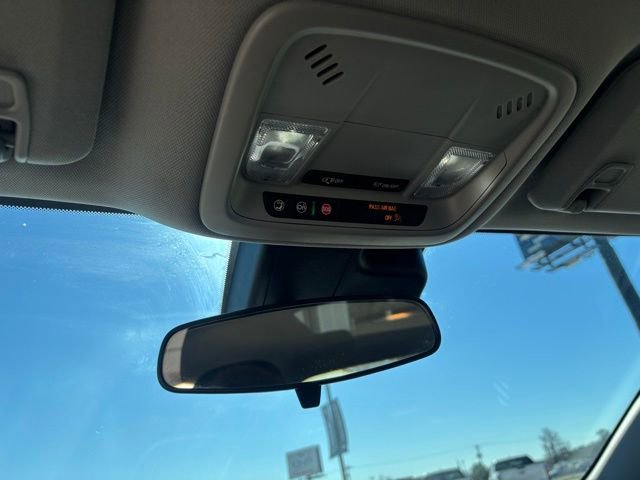 Used 2025 Chevrolet Malibu RS image 25