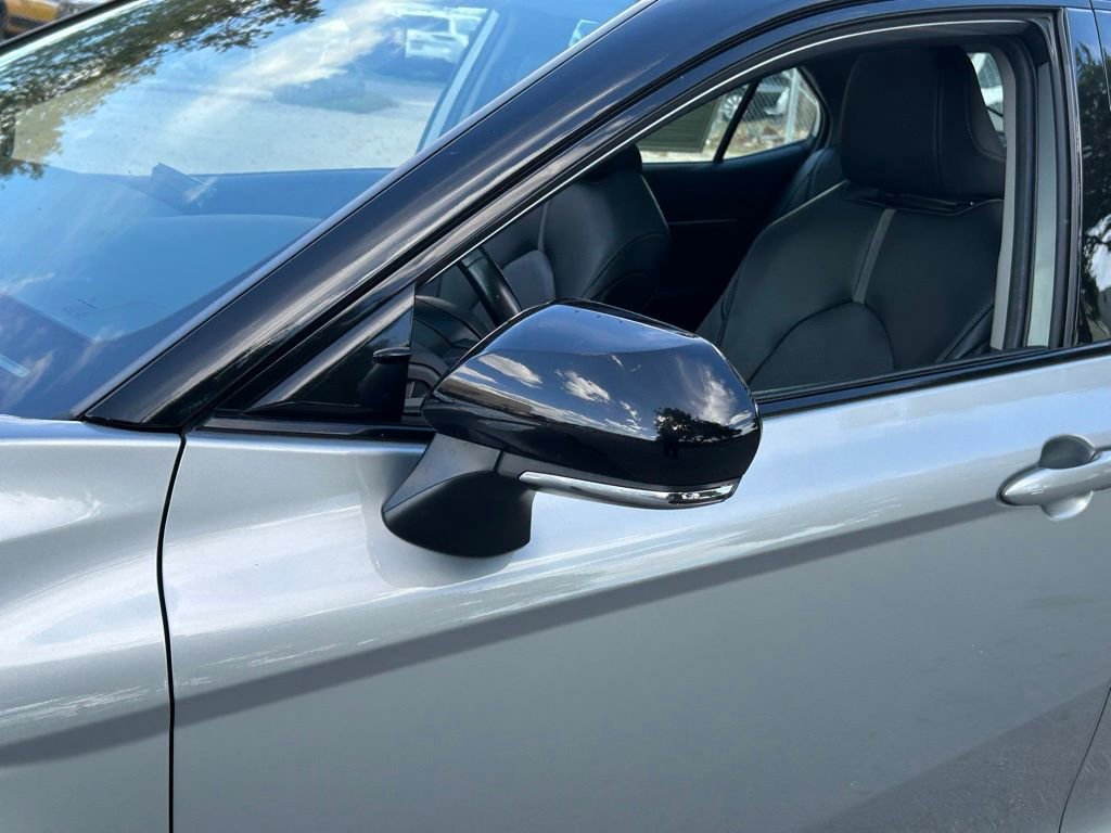 Used 2023 Toyota Camry XSE FWD image 28