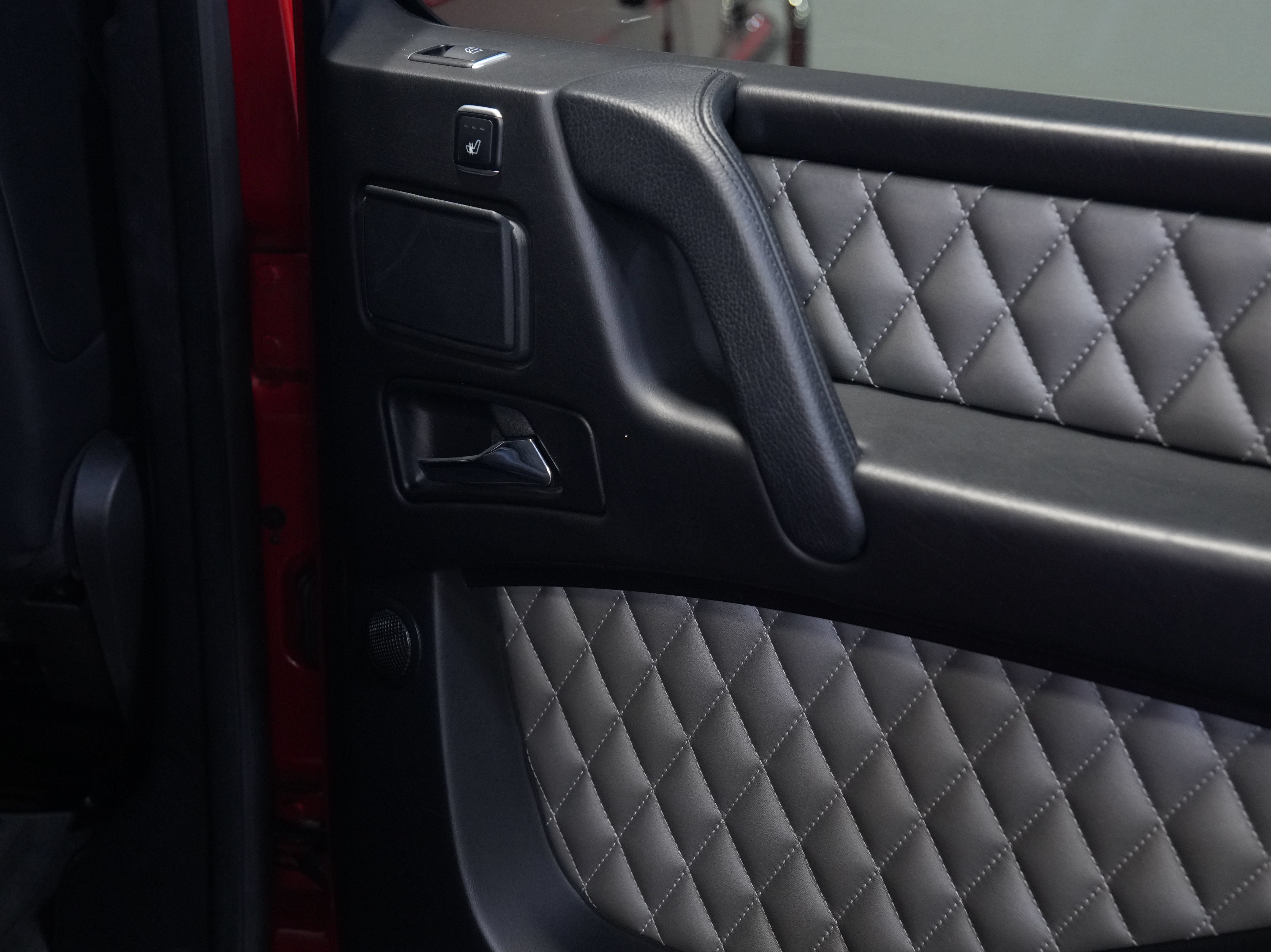 Used 2013 Mercedes-Benz G 63 AMG 4MATIC image 27