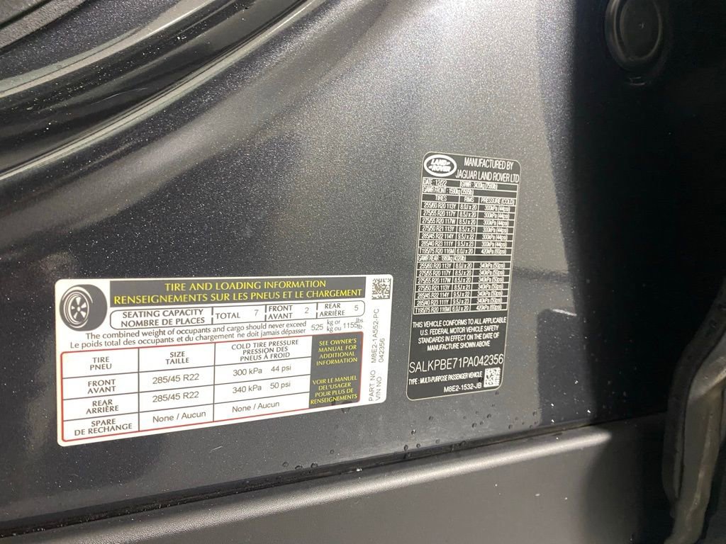 Used 2023 Land Rover Range Rover Long Wheelbase SE image 32