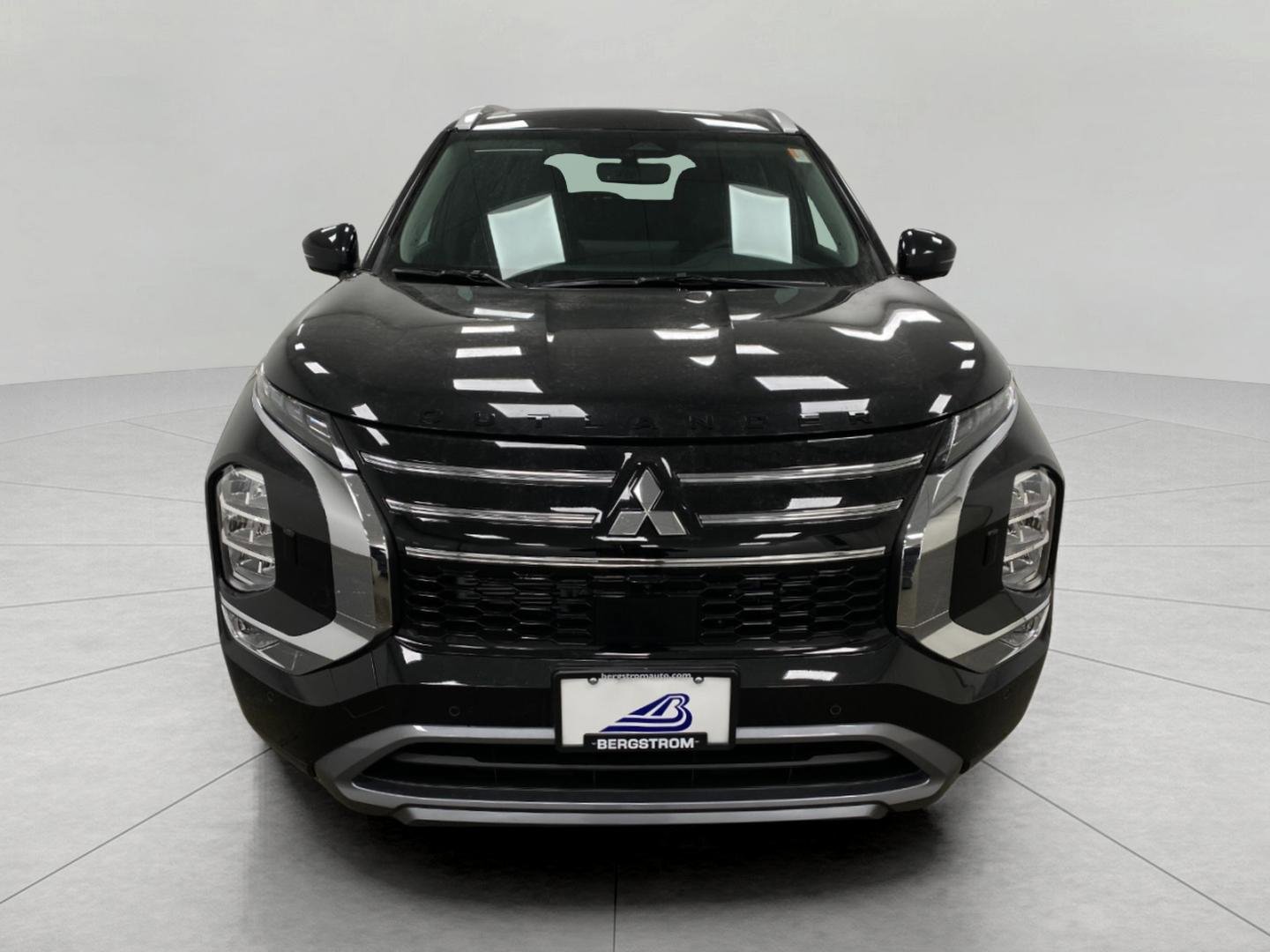 New 2026 Mitsubishi Outlander SEL image 10