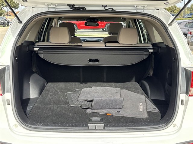 Used 2016 Kia Sorento LX w/ LX Convenience Package image 13