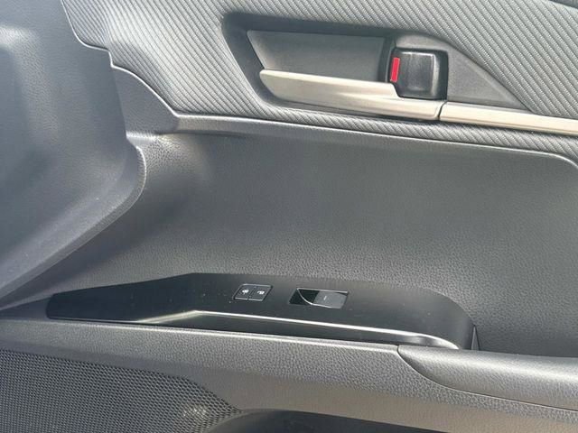 Used 2025 Toyota Camry SE w/ Convenience Package image 66