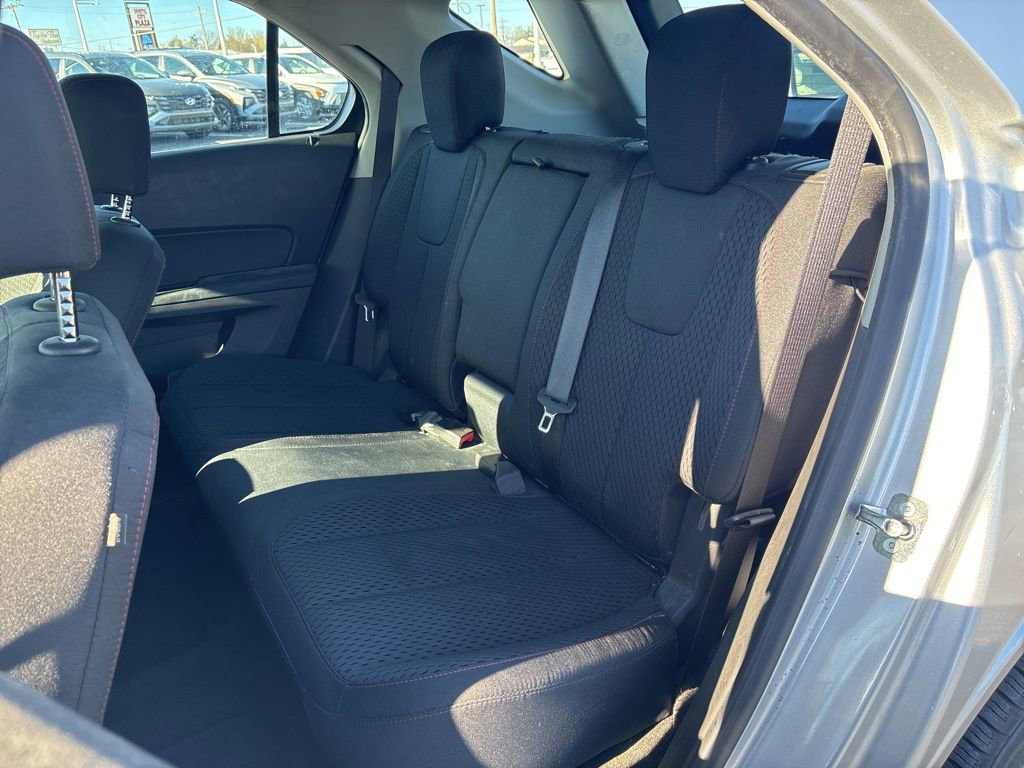 Used 2015 Chevrolet Equinox LS image 9