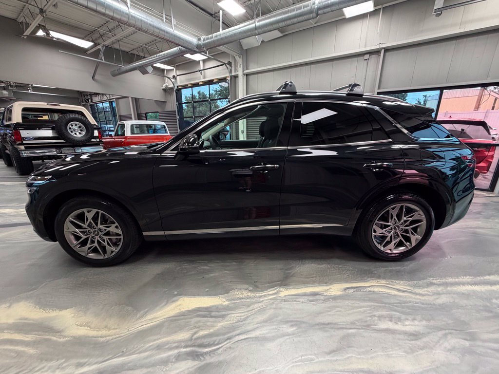 Used 2025 Genesis GV70 2.5T AWD/4WD image 39