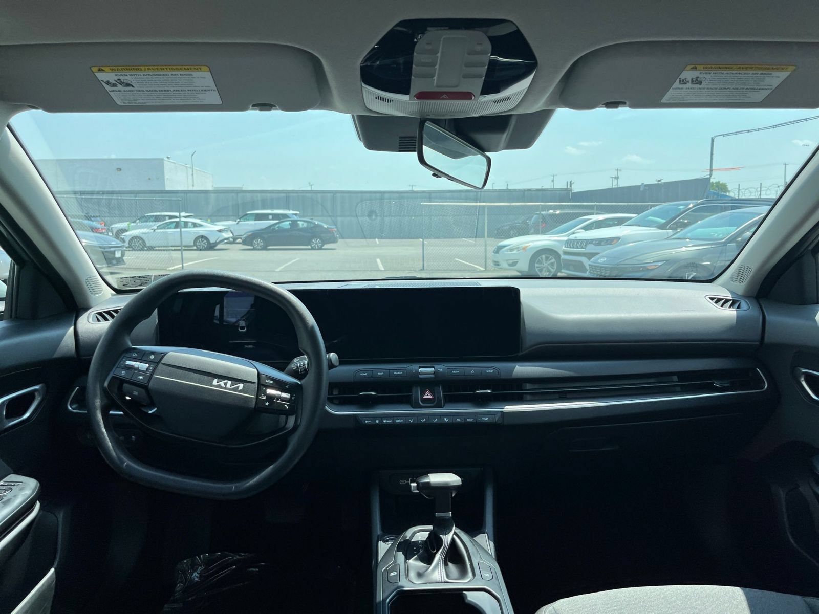 Used 2025 Kia K4 FWD image 33
