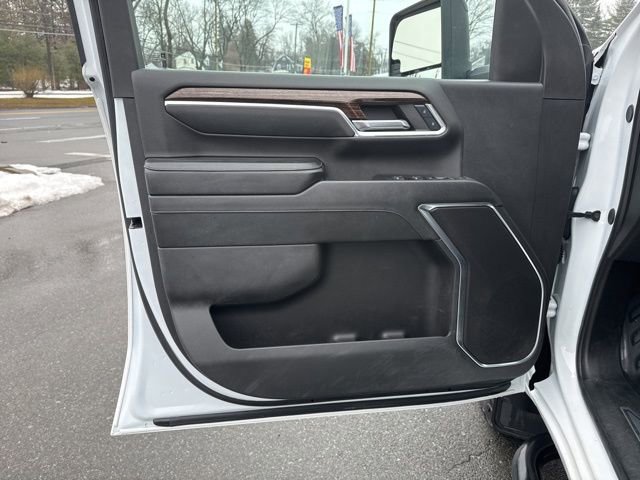 Used 2024 GMC Sierra 3500 SLE w/ SLE Convenience Package image 17