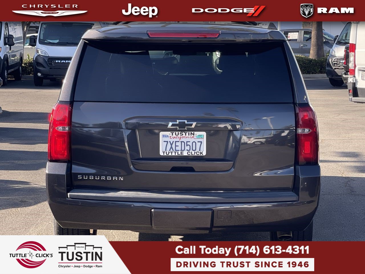 Used 2017 Chevrolet Suburban LT w/ LT Signature Package AWD/4WD image 11