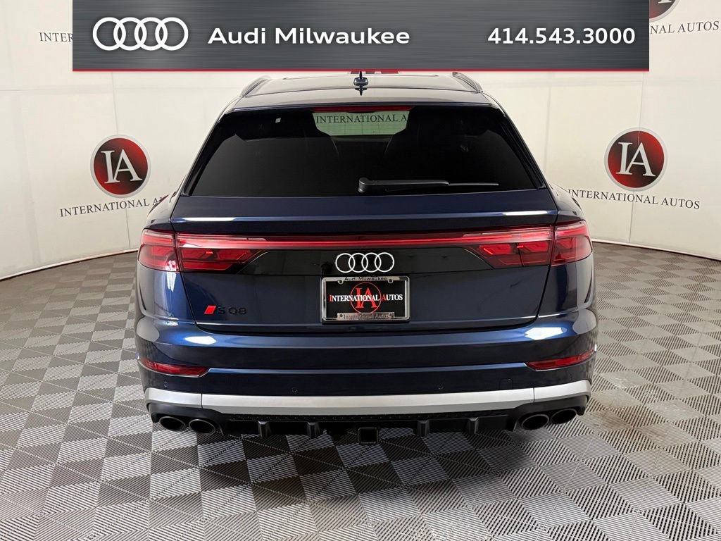 Used 2024 Audi SQ8 Prestige AWD/4WD image 7