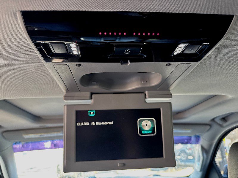 Used 2015 Chevrolet Tahoe LT image 25