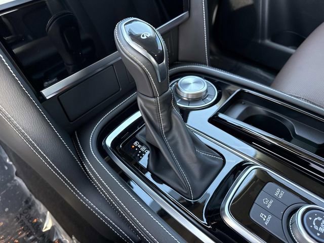 Used 2024 INFINITI QX80 Premium Select w/ Cargo Package image 29