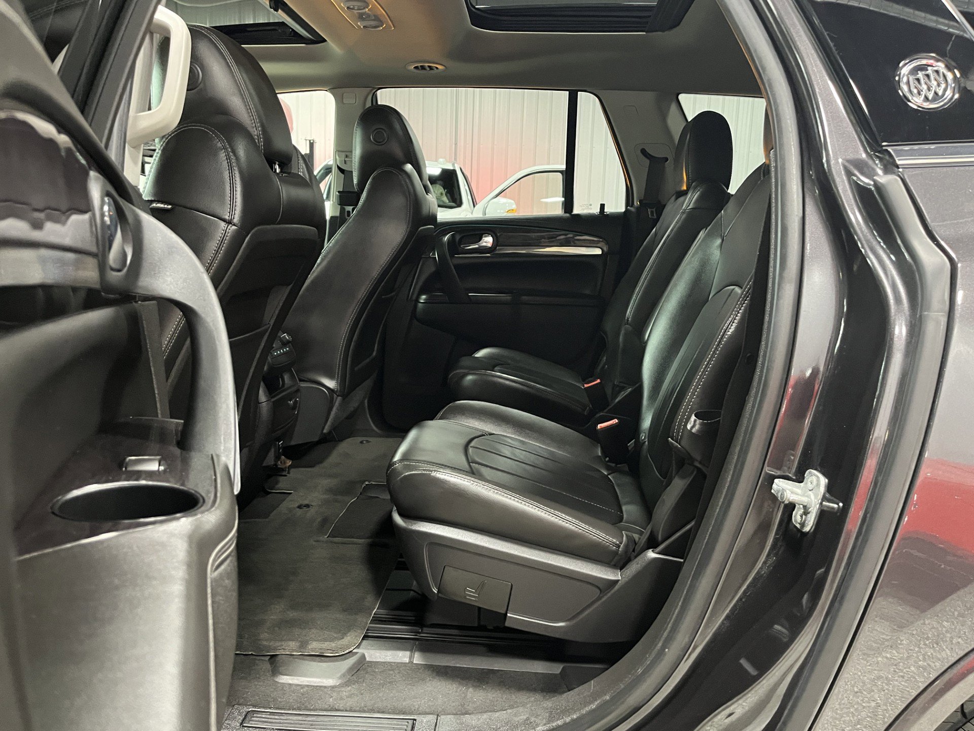 Used 2016 Buick Enclave Leather AWD/4WD image 9