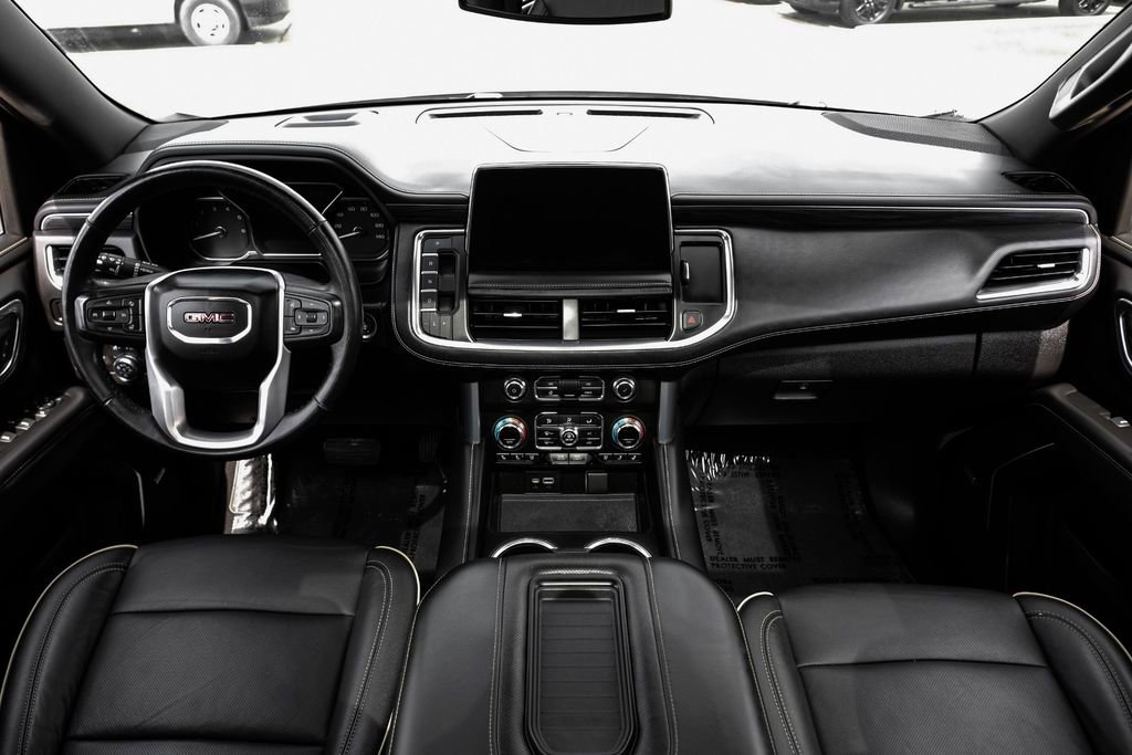 Used 2021 GMC Yukon XL SLT w/ SLT Premium Package image 11