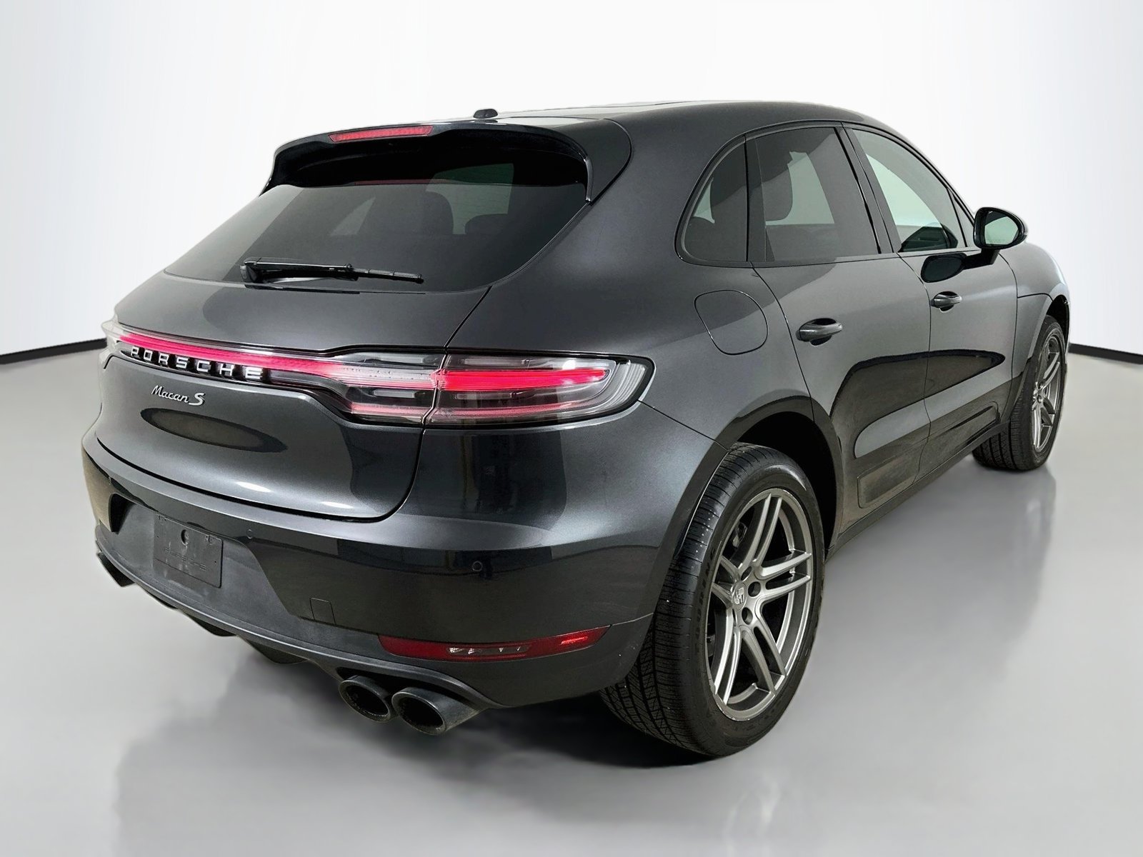 Used 2021 Porsche Macan S AWD/4WD image 5
